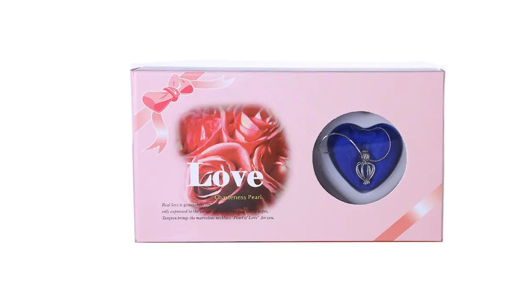 Kavon freshwater pearl necklace gift box set with radiant pearl inside, elegant jewelry presentation and packaging.