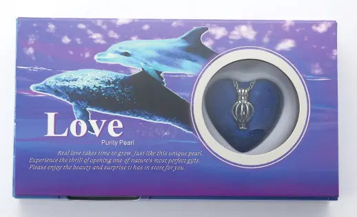 Kavon freshwater pearl necklace gift box set with a radiant pearl inside, elegant jewelry presentation for special occasions.