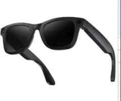 Kavon AI Camera Smart Glasses with HD video, real-time translation, anti-shake feature, designed for travelers on the go.