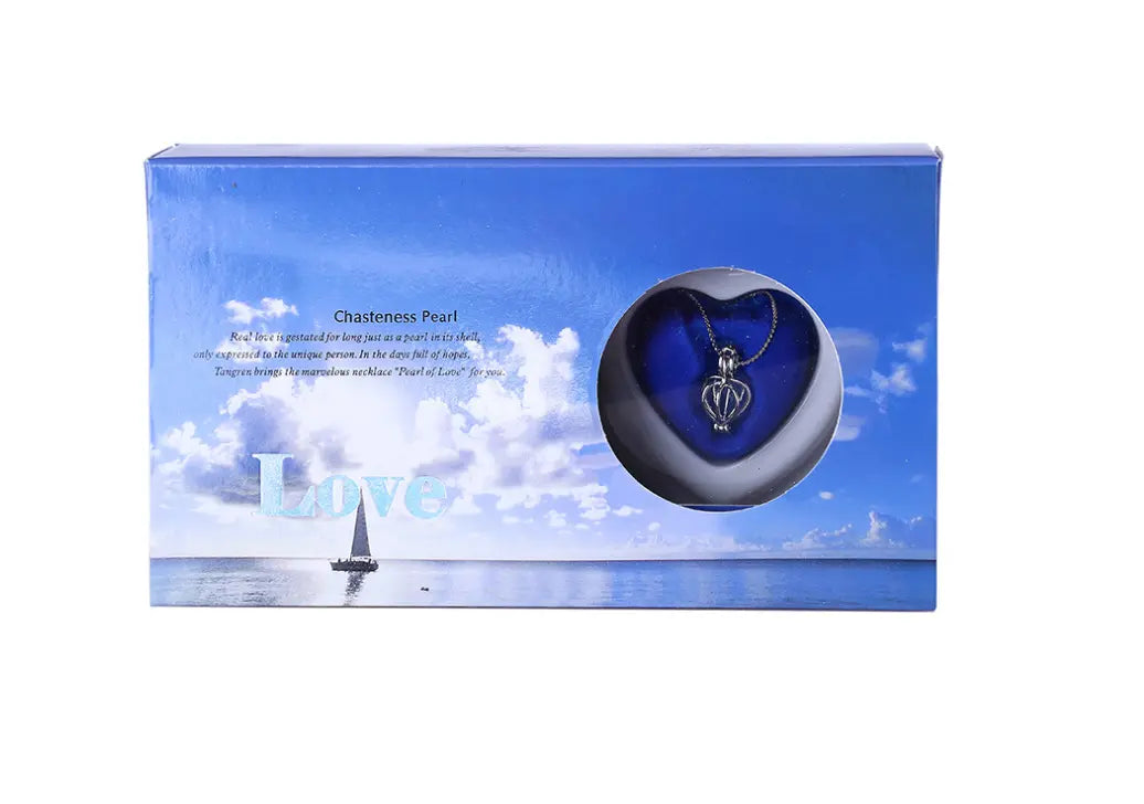 Kavon freshwater pearl necklace in a gift box with radiant pearl inside, elegant jewelry set for special occasions.