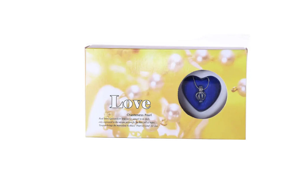 Kavon freshwater pearl necklace gift box set featuring a radiant pearl pendant on a delicate chain.