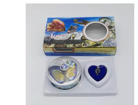 Kavon freshwater pearl necklace gift box set featuring a radiant pearl inside, elegant jewelry presentation.